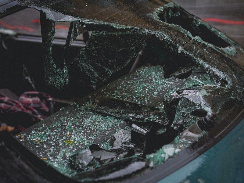 Windshield replacement job in the North Side neighborhood of Sioux City